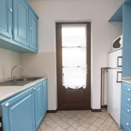 Villino Sergio, Dei Marmi Holiday home